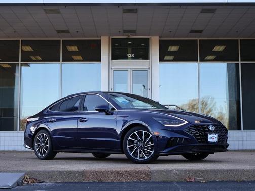 2022 Hyundai SONATA Limited