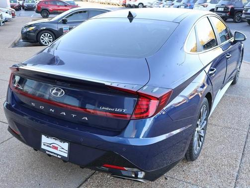 2022 Hyundai SONATA Limited
