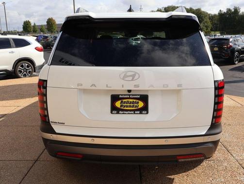 Creamy White Pearl 2027 Hyundai PALISADE SEL 7P
