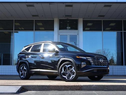 2023 Hyundai TUCSON SEL
