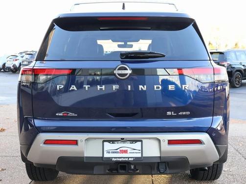 2024 Nissan Pathfinder SL 4WD