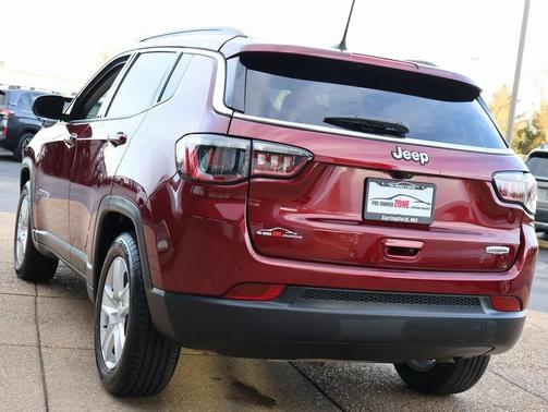 2022 Jeep Compass Latitude