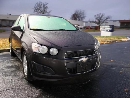 2016 Chevrolet Sonic LT