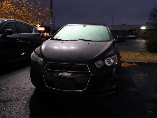 2016 Chevrolet Sonic LT