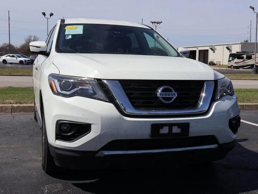 2020 Nissan Pathfinder SL 4WD