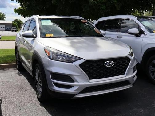 2019 Hyundai TUCSON SE