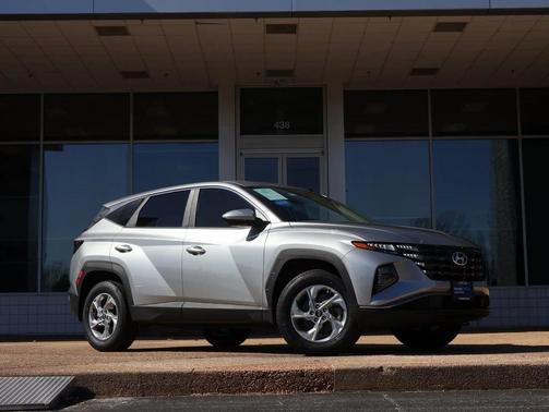 2024 Hyundai TUCSON SE