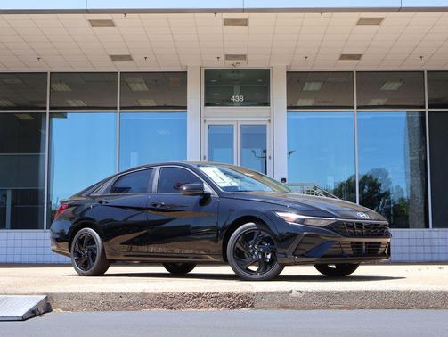 Abyss Black 2026 Hyundai ELANTRA HEV SEL Sport