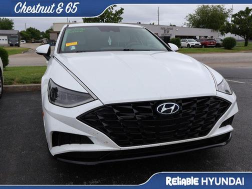 Quartz White 2022 Hyundai SONATA SEL
