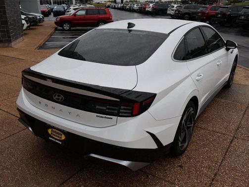 2026 Hyundai SONATA SEL