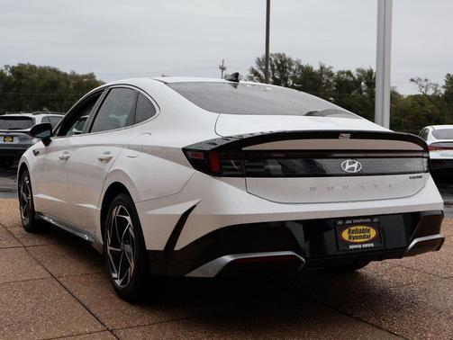 2026 Hyundai SONATA SEL