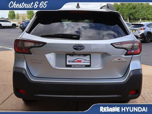 Ice Silver Metallic 2023 Subaru Outback Premium