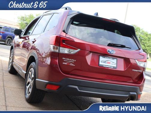 Crimson Red Pearl 2024 Subaru Forester Premium