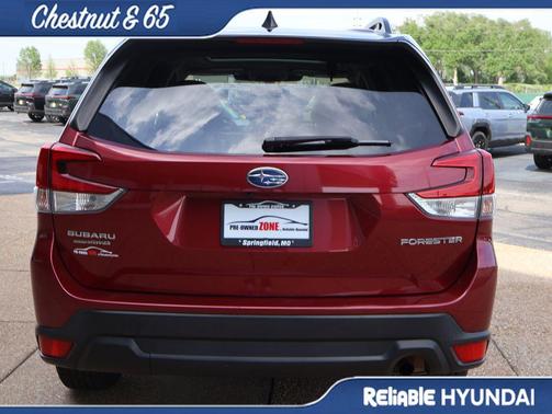 Crimson Red Pearl 2024 Subaru Forester Premium