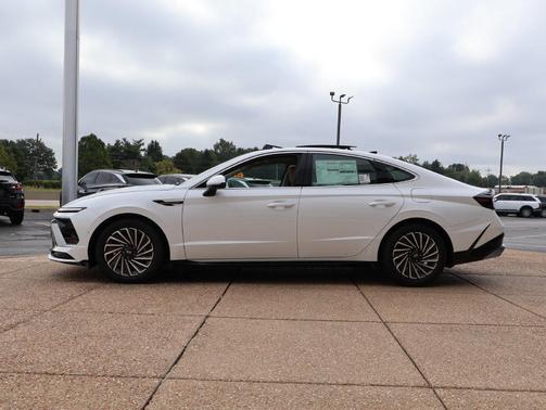 Serenity White 2026 Hyundai SONATA Hybrid Limited