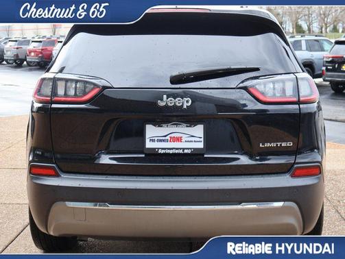 Diamond Black Crystal Pearlcoat 2020 Jeep Cherokee Limited