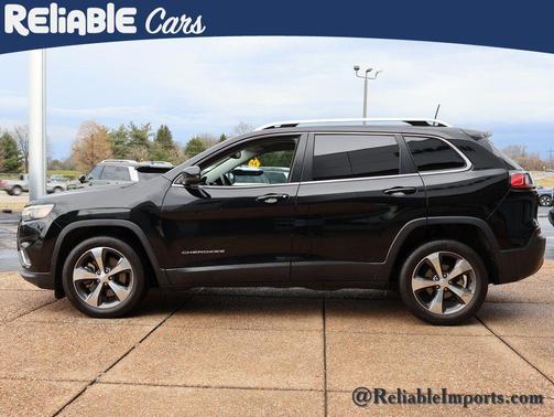 Diamond Black Crystal Pearlcoat 2020 Jeep Cherokee Limited