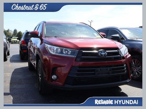 Salsa Red Pearl 2017 Toyota Highlander SE