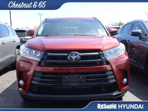 Salsa Red Pearl 2017 Toyota Highlander SE