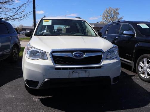 2016 Subaru Forester 2.5i
