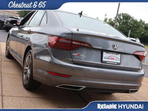 Platinum Gray 2021 Volkswagen Jetta 1.4T R-Line