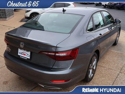 Platinum Gray 2021 Volkswagen Jetta 1.4T R-Line