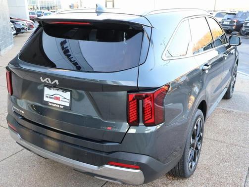 2025 Kia Sorento SX