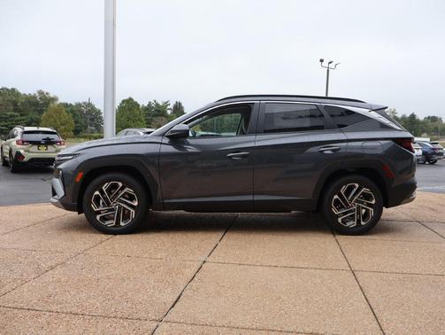 Ecotronic Gray 2026 Hyundai TUCSON SEL Plus