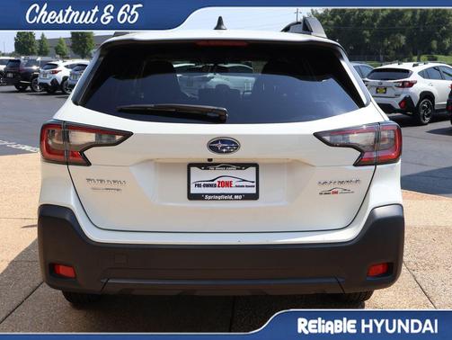 Crystal White Pearl 2025 Subaru Outback Premium