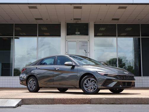 Amazon Gray 2026 Hyundai ELANTRA HEV Blue
