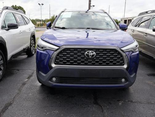 2023 Toyota Corolla Cross XLE