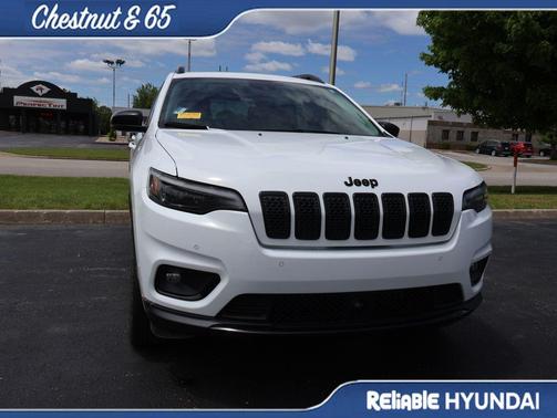 Bright White 2023 Jeep Cherokee Altitude