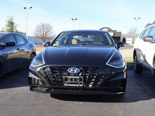 2021 Hyundai SONATA Limited