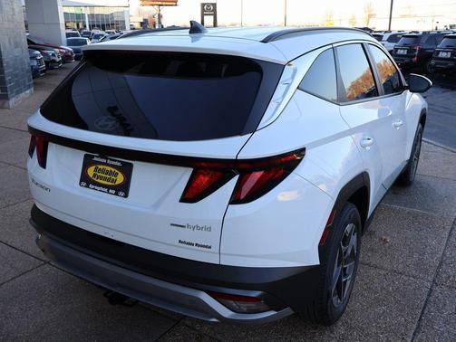 2026 Hyundai TUCSON Hybrid SEL