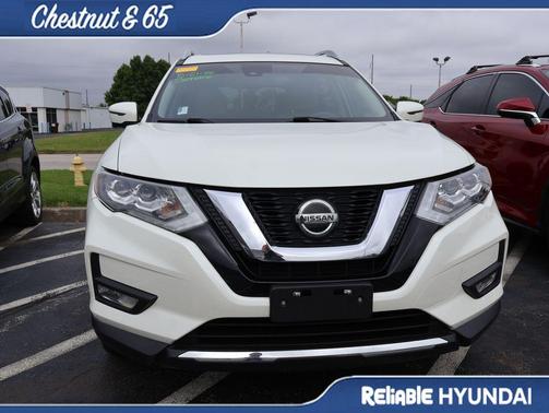 Pearl White Tricoat 2020 Nissan Rogue SL