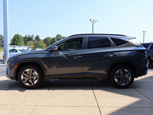 Ecotronic Gray 2026 Hyundai TUCSON SEL Premium