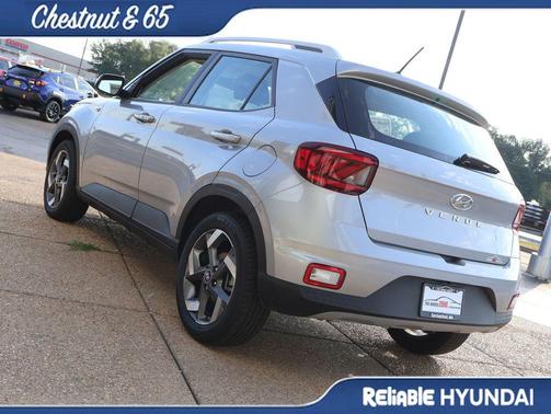 Shimmering Silver 2025 Hyundai VENUE SEL