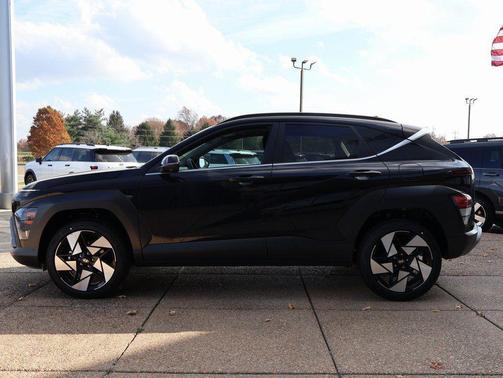 Abyss Black Pearl 2026 Hyundai KONA Limited