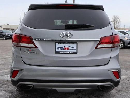 2018 Hyundai SANTA FE SE