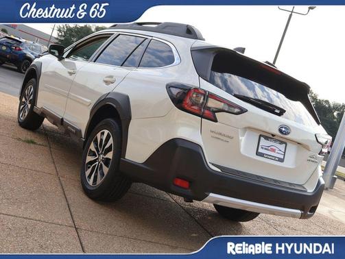Crystal White Pearl 2024 Subaru Outback Limited
