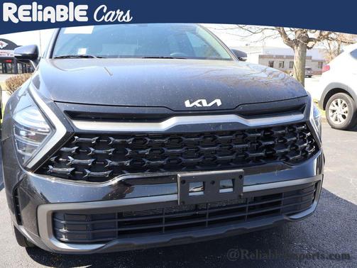 Ebony Black 2024 Kia Sportage X-Line