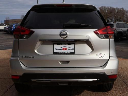 2019 Nissan Rogue SV