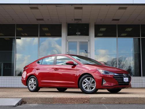 2020 Hyundai ELANTRA SEL