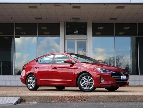 2020 Hyundai ELANTRA SEL