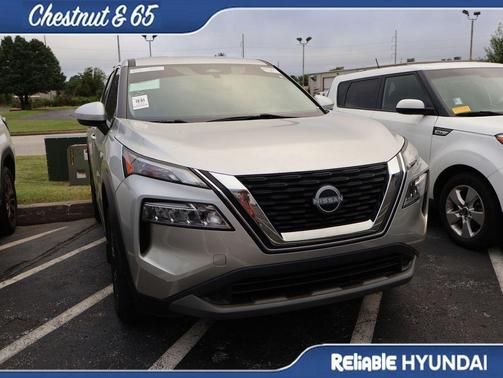 Brilliant Silver 2023 Nissan Rogue SV