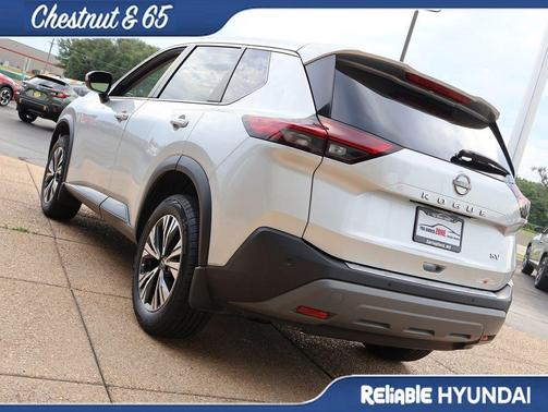 Brilliant Silver 2023 Nissan Rogue SV