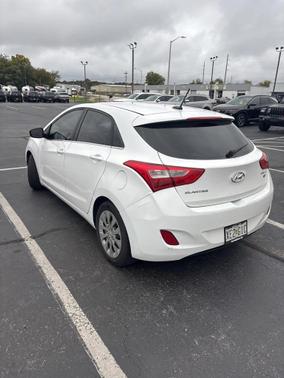 2016 Hyundai Elantra GT Base