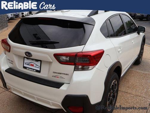 Crystal White Pearl 2022 Subaru Crosstrek Premium
