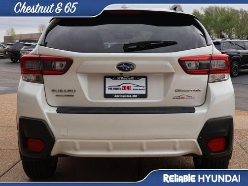 Crystal White Pearl 2022 Subaru Crosstrek Premium