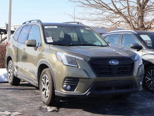 2022 Subaru Forester Premium